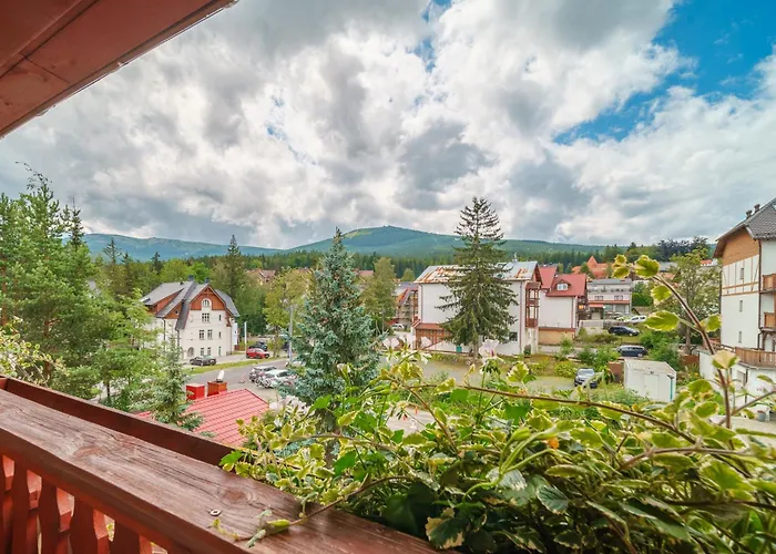 Pod Szrenica Apart Otel 3*