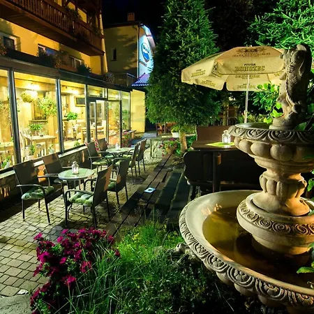 Apartahotel Pod Szrenica 3*