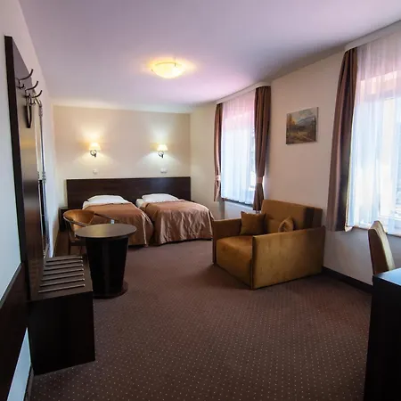 Apartahotel Pod Szrenica 3*